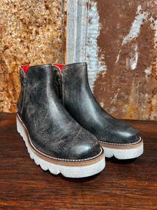 Bedstu Lydyi Boots {Black Lux}