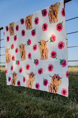DOORBUSTER The Highland Blooms Blanket