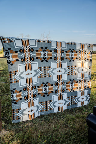 DOORBUSTER The Carson Desert Aztec Blanket