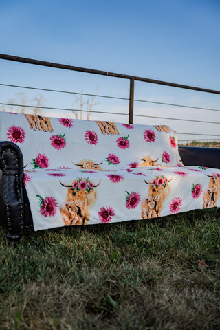 DOORBUSTER The Highland Blooms Blanket