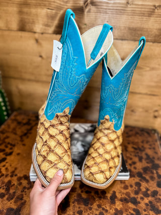 The Top Hand Antique Bass {Turquoise}