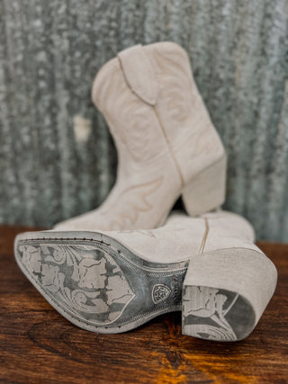 ariat-chandler-white-boot-stitch-western-booties-6