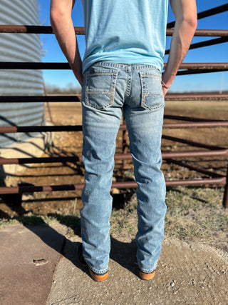 ariat-light-wash-slim-fit-M7-jeans-3