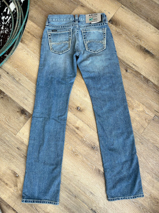 ariat-light-wash-slim-fit-M7-jeans-6