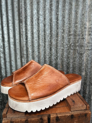 bedstu-leather-platform-slide-2