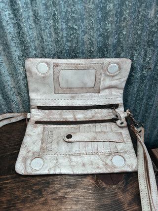 bedstu-nectar-lux-crossbody-wristlet-5