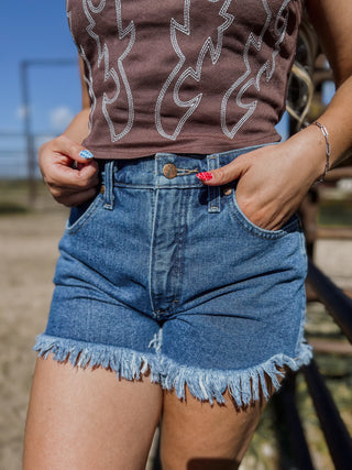wrangler-womens-reworked-vintage-dark-wash-denim-shorts-2