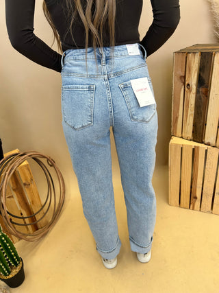 The Cher Barrel Jean {Light Wash}