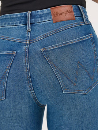 Wrangler Women's Bespoke Boot Cut {Regina} 112371947