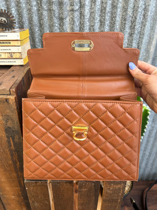 american-darling-tan-minimalist-western-purse-6