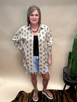 ariat-poppy-over-sized-shirt-3