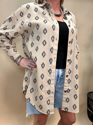 ariat-poppy-over-sized-shirt-4