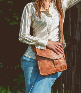 Bedstu Venice Beach Crossbody Purse {Tan Rustic}