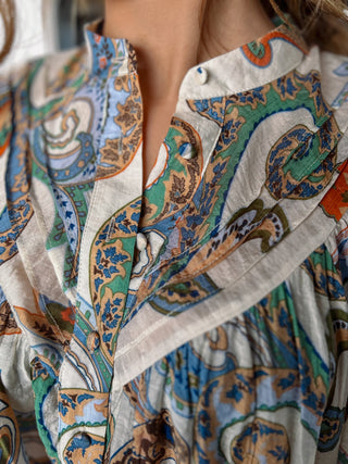 eesome-paisley-button-up-spring-blouse-6