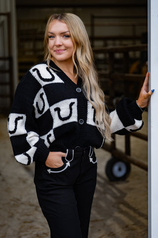 The Horseshoe Cardigan {Black}