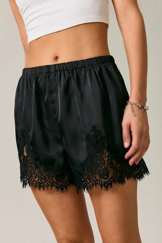 The Eden Lace Trim Shorts {Black}