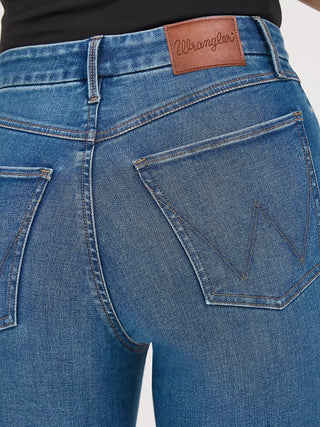 Wrangler Women's Bespoke Bootcut Jean {Regina}