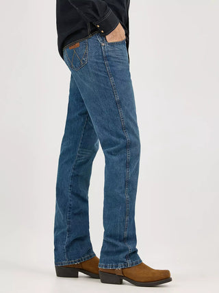 Wrangler Men's Retro Relaxed Bootcut Jeans {True Blue Wash}