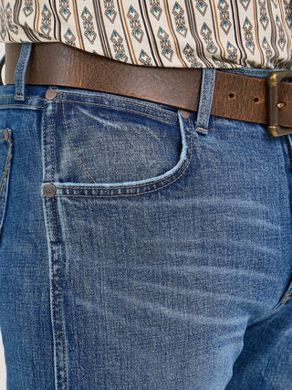 Wrangler Retro Men's Slim Fit Straight Leg Jean